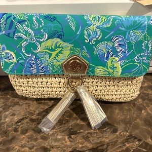 Lilly Pulitzer Botonical Green clutch